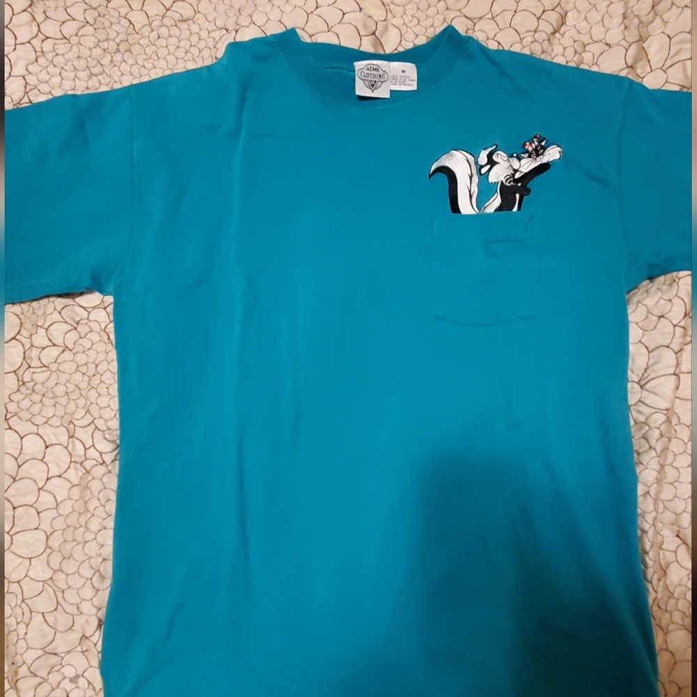Vintage Pepe LePew pocket tee